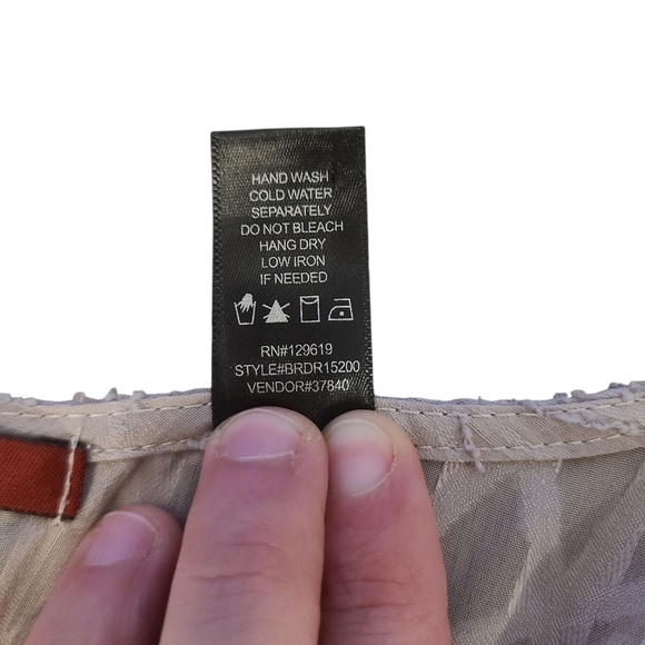 Buckle Red by BKE Boho Lace High Low Top Beige Nude Crochet Festival Large - Picture 12 of 16